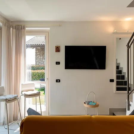 Sant'anna Giardino - By Lovecomo 別荘