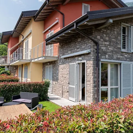 Sant'anna Giardino - By Lovecomo Pianello Del Lario